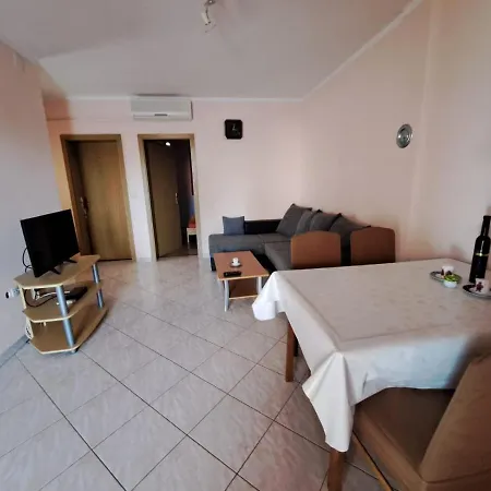 Apartmani Mazalovic Vir Exterior foto