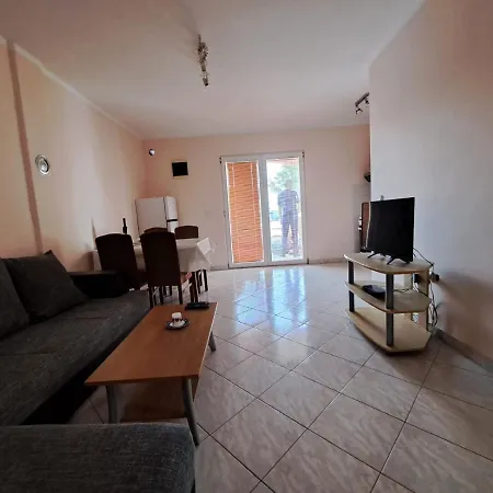 Apartmani Mazalovic Vir Exterior foto